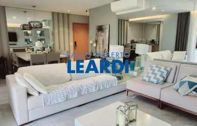 Imagem: O apartamento possui 3 Dormitórios, 4 Banheiros, 2 Vagas na