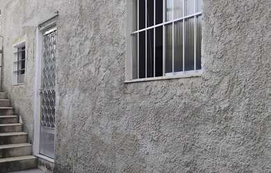 Imagem: A casa possui 1 Dormitório e está localizado em Olaria, Rio