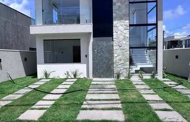 Imagem: A casa em condomínio possui 4 Dormitórios, 5 Banheiros, 2