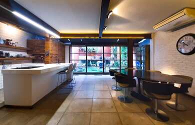 Imagem: O apartamento possui 2 Dormitórios, 3 Banheiros e 170m² de