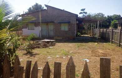 Imagem: A casa possui 2 Dormitórios, 2 Banheiros e está localizado