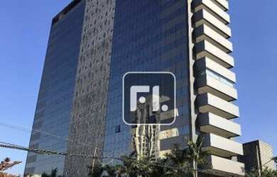 Imagem: O depósito possui 5 Vagas na garagem, 316m² de Área e está