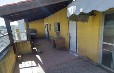 Imagem: A casa possui 3 Dormitórios, 2 Banheiros, 1 Vaga na garagem