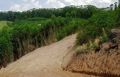 Imagem 2: Vendo lote em Igaratá, com acesso a represa pagamento facilitado