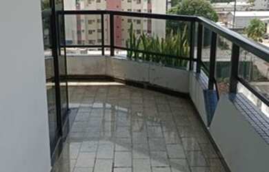 Imagem: O apartamento possui 4 Dormitórios, 5 Banheiros, 2 Vagas na