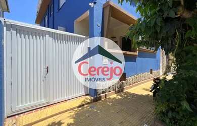 Imagem: A casa possui 4 Dormitórios, 3 Banheiros, 3 Vagas na garagem