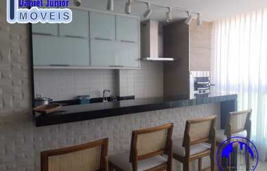 Imagem: O apartamento possui 2 Dormitórios, 2 Banheiros, 2 Vagas na