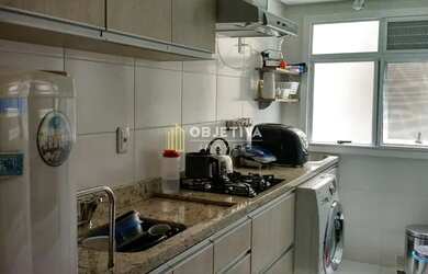 Imagem: O apartamento possui 2 Dormitórios, 2 Banheiros, 1 Vaga na