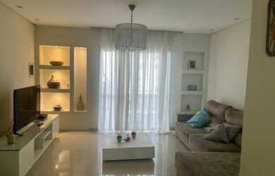 Imagem 1: sobrado a venda. Churrasqueira, Varanda, 165m² de Áreae4 Vagas na garagem