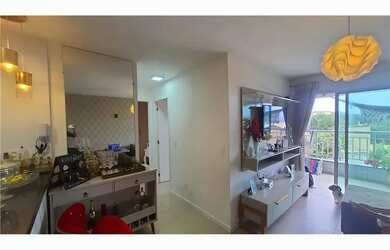 Imagem: O apartamento possui 2 Dormitórios, 2 Banheiros, 1 Vaga na