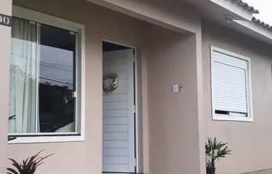 Imagem: A casa possui 3 Dormitórios, 2 Banheiros, 80m² de Área e