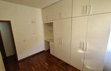 Imagem 16: Apartamento super espaço com varandinha e vista verde