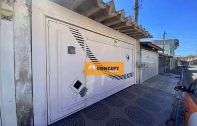 Imagem: A casa possui 3 Dormitórios, 3 Banheiros, 2 Vagas na garagem