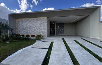 Imagem: A casa em condomínio possui 3 Dormitórios, 4 Banheiros, 4