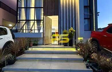 Imagem: A casa para alugar possui 3 Dormitórios, 4 Banheiros, 2 Vagas