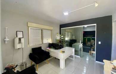 Imagem 3: Casa com 3 dormitórios em Camobi com terreno de 450m²