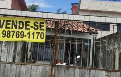 Imagem: A casa possui 2 Dormitórios, 2 Banheiros, 1 Vaga na garagem