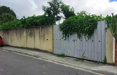 Imagem: O terreno possui 570m² de Área e está localizado em Serra