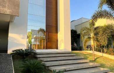 Imagem: A casa em condomínio possui 3 Dormitórios, 5 Banheiros, 4