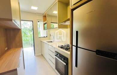 Imagem 7: Sobrado semi mobiliado com 02 suítes, 02 vagas de garagem e churrasqueira...