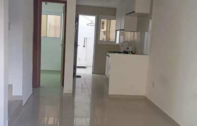 Imagem: A casa em condomínio possui 3 Dormitórios, 3 Banheiros, 1