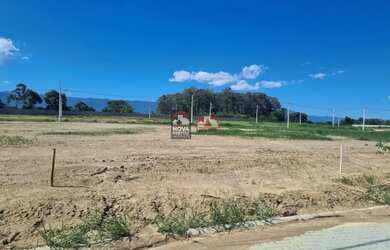 Imagem: O terreno possui 175m² de Área e está localizado em Loteamento