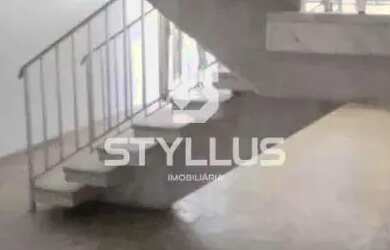 Imagem: A casa possui 4 Dormitórios, 4 Banheiros, 4 Vagas na garagem