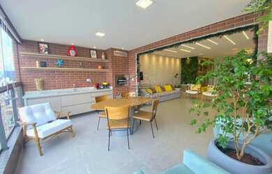 Imagem: O apartamento possui 3 Dormitórios, 3 Banheiros, 146m² de