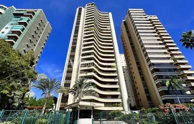 Imagem: O apartamento possui 4 Dormitórios, 5 Banheiros, 5 Vagas na