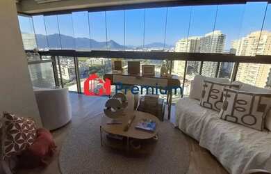 Imagem: O apartamento possui 3 Dormitórios, 2 Banheiros, 1 Vaga na