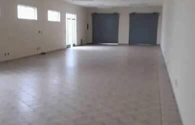 Imagem: O depósito possui 300m² de Área e está localizado em Vila