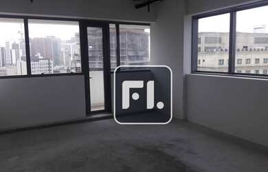 Imagem: O depósito possui 2 Vagas na garagem e 84m² de Área e está