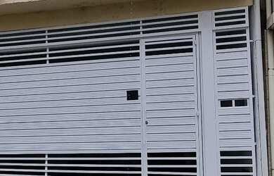 Imagem: A casa em condomínio possui 2 Dormitórios, 2 Banheiros, 2