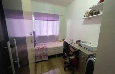 Imagem: A casa possui 2 Dormitórios, 2 Banheiros, 1 Vaga na garagem