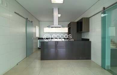 Imagem 11: Casa á venda no condomínio Jardins Roma em Uberlândia