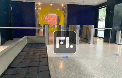 Imagem: O depósito possui 2 Vagas na garagem e 61m² de Área e está