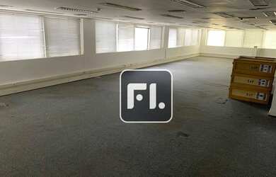 Imagem: O depósito possui 237m² de Área e está localizado em Centro