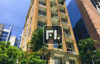 Imagem: O depósito possui 2 Vagas na garagem e 75m² de Área e está