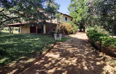 Imagem: A fazenda à venda possui e está localizado em Juatuba, MG