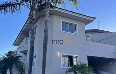 Imagem: A casa em condomínio possui 3 Dormitórios, 4 Banheiros, 4