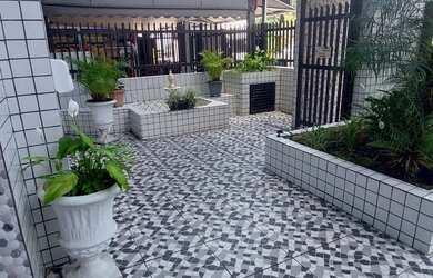 Imagem: O apartamento possui 1 Dormitório, 1 Banheiro, 1 Vaga na garagem