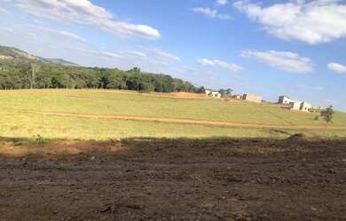 Imagem 1: Lote/Terreno para venda possui 1000 metros quadrados em Centro - Atibaia...