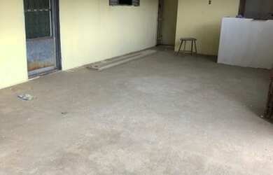 Imagem: A casa possui 2 Dormitórios, 2 Banheiros, 2 Vagas na garagem