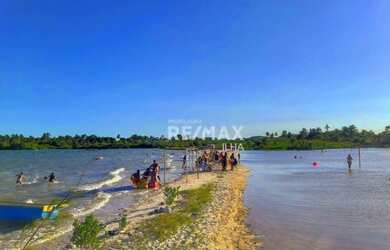 Imagem: A casa possui 3 Dormitórios, 1 Banheiro, 5 Vagas na garagem