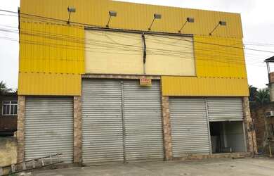 Imagem: O depósito possui 5 Vagas na garagem, 360m² de Área e está