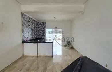 Imagem: A casa possui 3 Dormitórios, 3 Banheiros, 3 Vagas na garagem