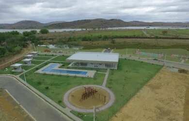 Imagem 7: Lote na av. Principal do Condomínio Condomínio Náutico Porto do Sol...