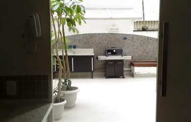 Imagem: O apartamento possui 3 Dormitórios, 2 Banheiros, 1 Vaga na