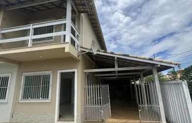 Imagem: A casa possui 2 Dormitórios, 2 Banheiros, 1 Vaga na garagem