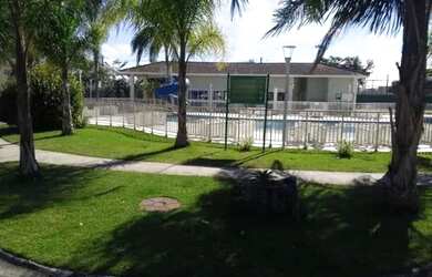 Imagem: A casa em condomínio possui 3 Dormitórios, 3 Banheiros, 2